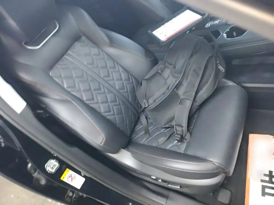 CHANGAN UNI-K iDD 2022 Blue Whale iDD 130km 1.5T Prestige Model — миниатюра 23