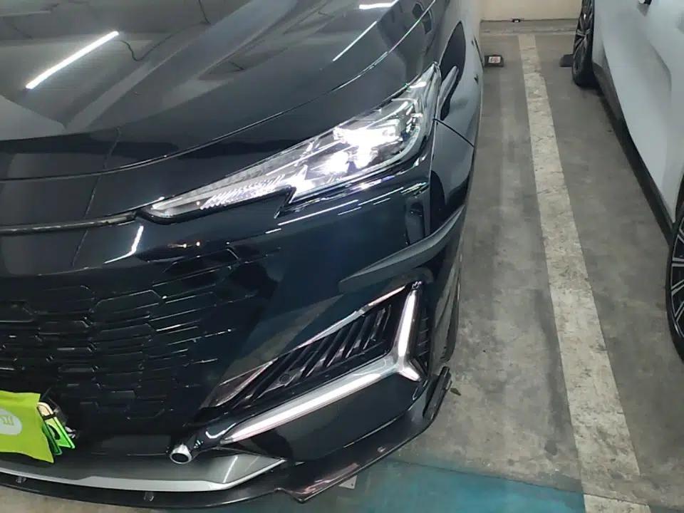 CHANGAN UNI-K iDD 2022 Blue Whale iDD 130km 1.5T Prestige Model — миниатюра 9