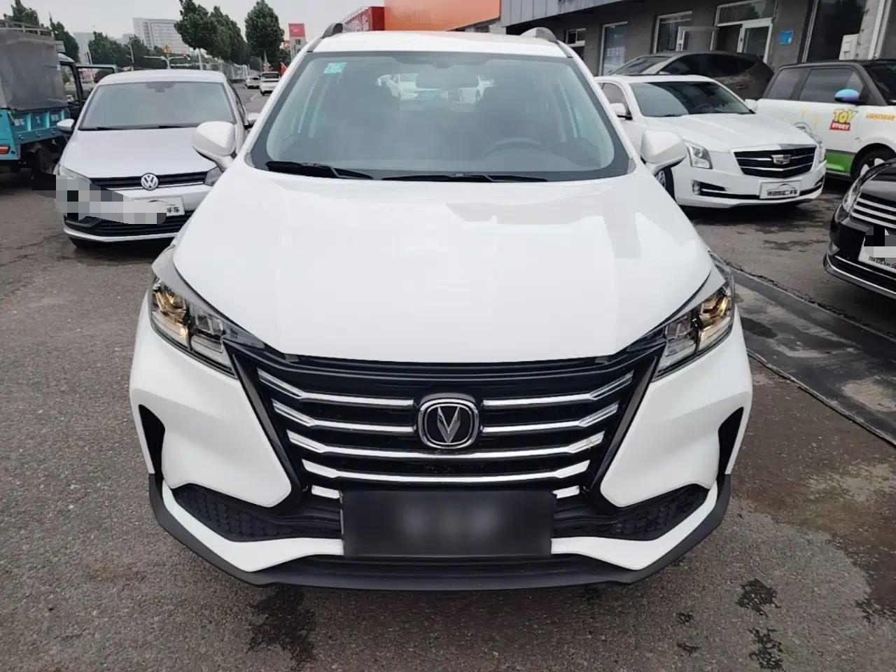 CHANGAN CS15 2021 1.5L Manual Entry-Level Trim — миниатюра 2