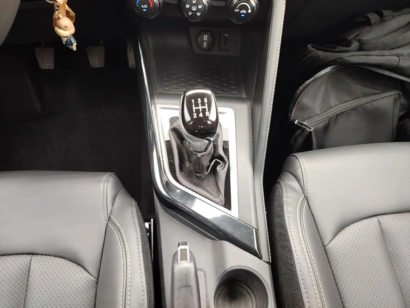 CHANGAN CS15 2021 1.5L Manual Entry-Level Trim — миниатюра 17