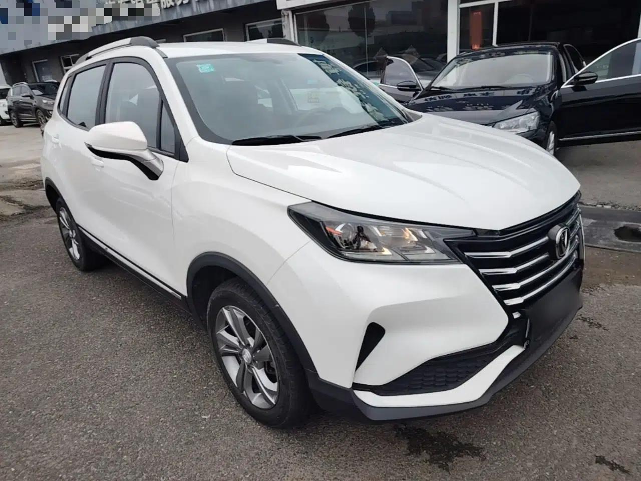 CHANGAN CS15 2021 1.5L Manual Entry-Level Trim — миниатюра 3