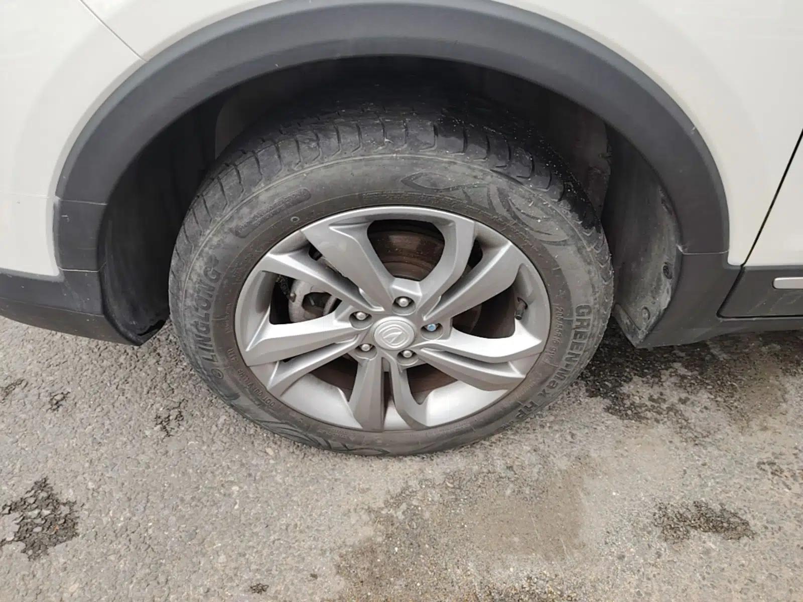 CHANGAN CS15 2021 1.5L Manual Entry-Level Trim — миниатюра 8