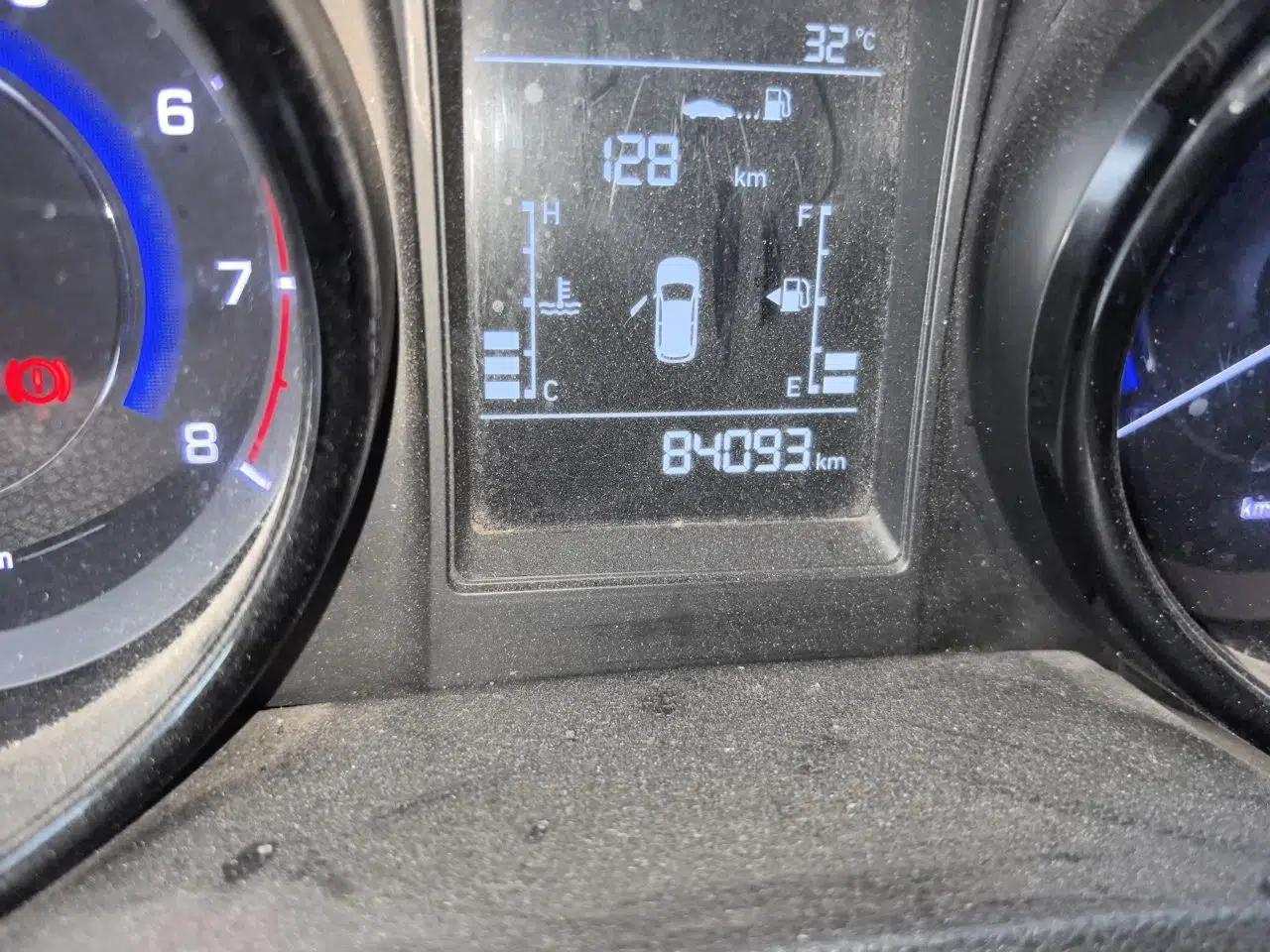 CHANGAN CS15 2016 1.5L Manual Luxury Edition — миниатюра 13