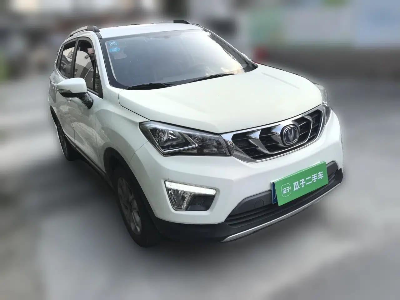 CHANGAN CS15 2016 1.5L Manual Luxury Edition — миниатюра 3
