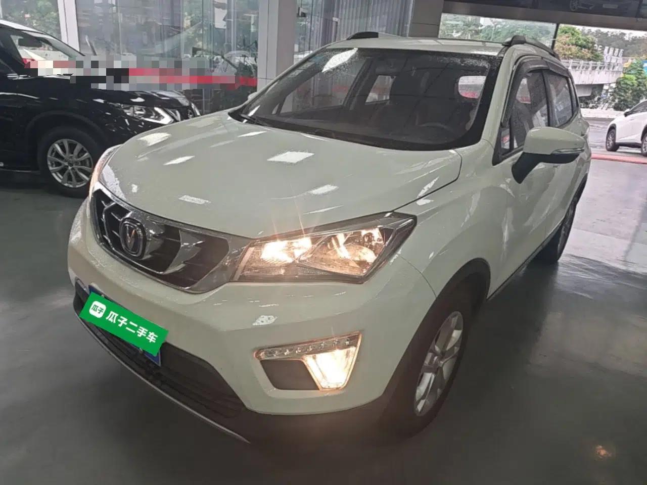 CHANGAN CS15 2016 1.5L Automatic Fashion Edition — миниатюра 1