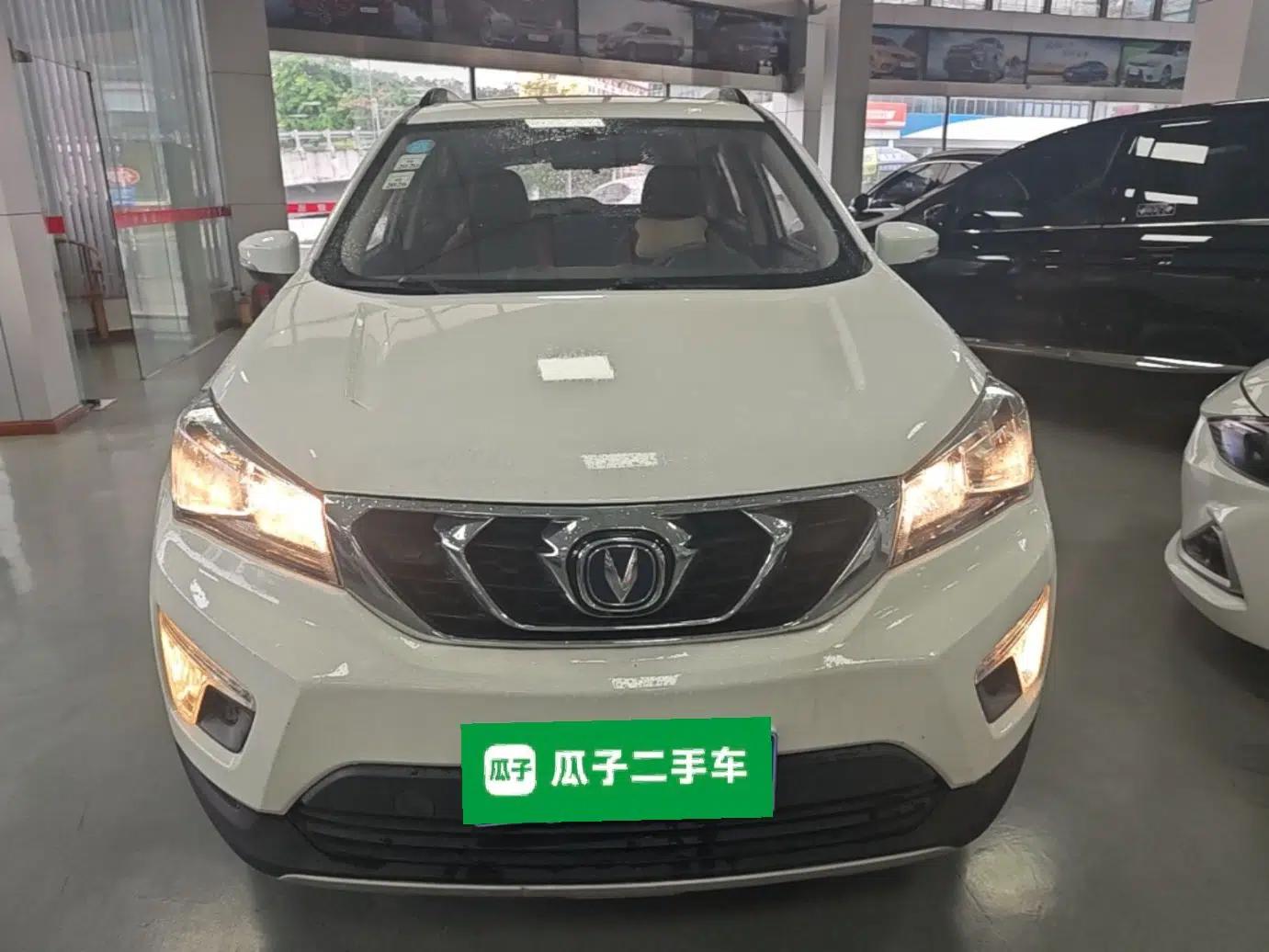 CHANGAN CS15 2016 1.5L Automatic Fashion Edition — миниатюра 2
