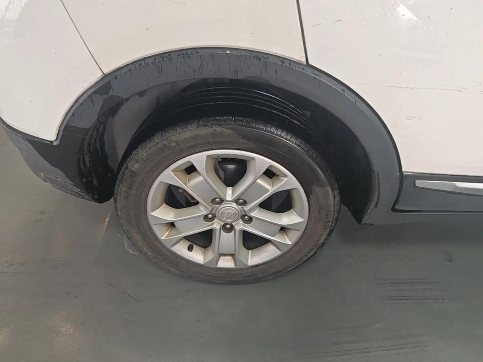 CHANGAN CS15 2016 1.5L Automatic Fashion Edition — миниатюра 10
