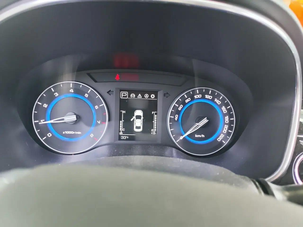 CHANGAN Eado DT 2018 1.6L Automatic Luxury Model — миниатюра 10