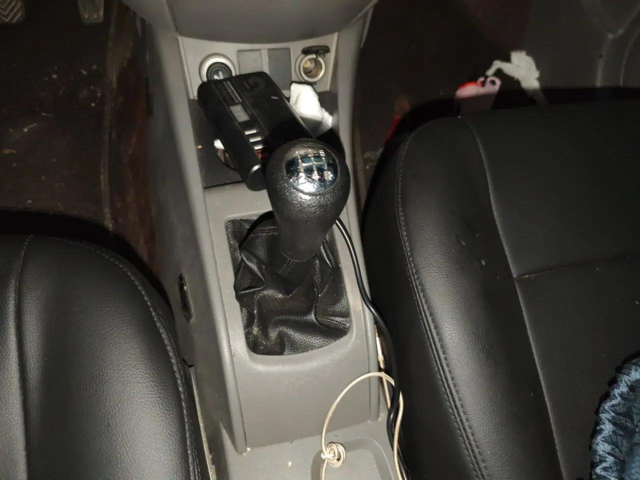 CHANGAN Alsvin 2012 Sedan 1.5L Manual Luxury Model — миниатюра 15