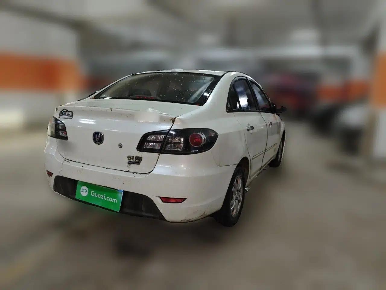 CHANGAN Alsvin 2012 Sedan 1.5L Manual Luxury Model — миниатюра 6