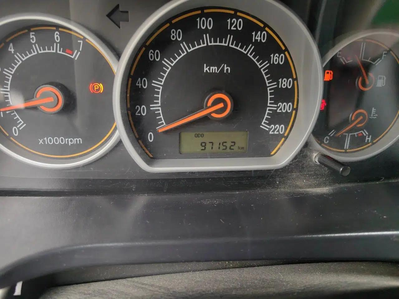 CHANGAN Alsvin 2012 Sedan 1.5L Manual Luxury Model — миниатюра 13