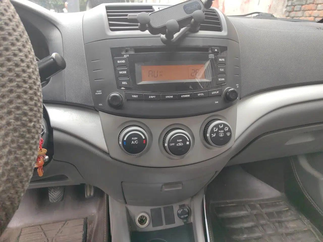CHANGAN Alsvin 2012 Sedan 1.5L Manual Luxury Model — миниатюра 14