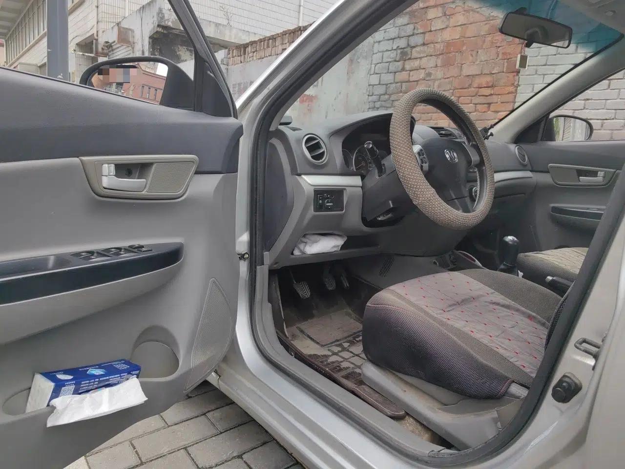 CHANGAN Alsvin 2012 Sedan 1.5L Manual Luxury Model — миниатюра 17