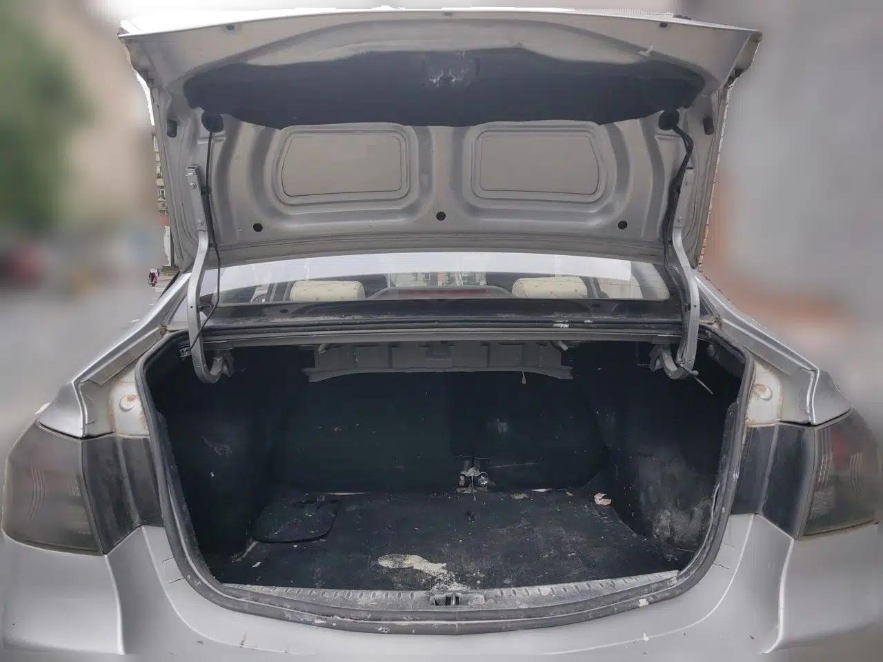 CHANGAN Alsvin 2012 Sedan 1.5L Manual Luxury Model — миниатюра 20