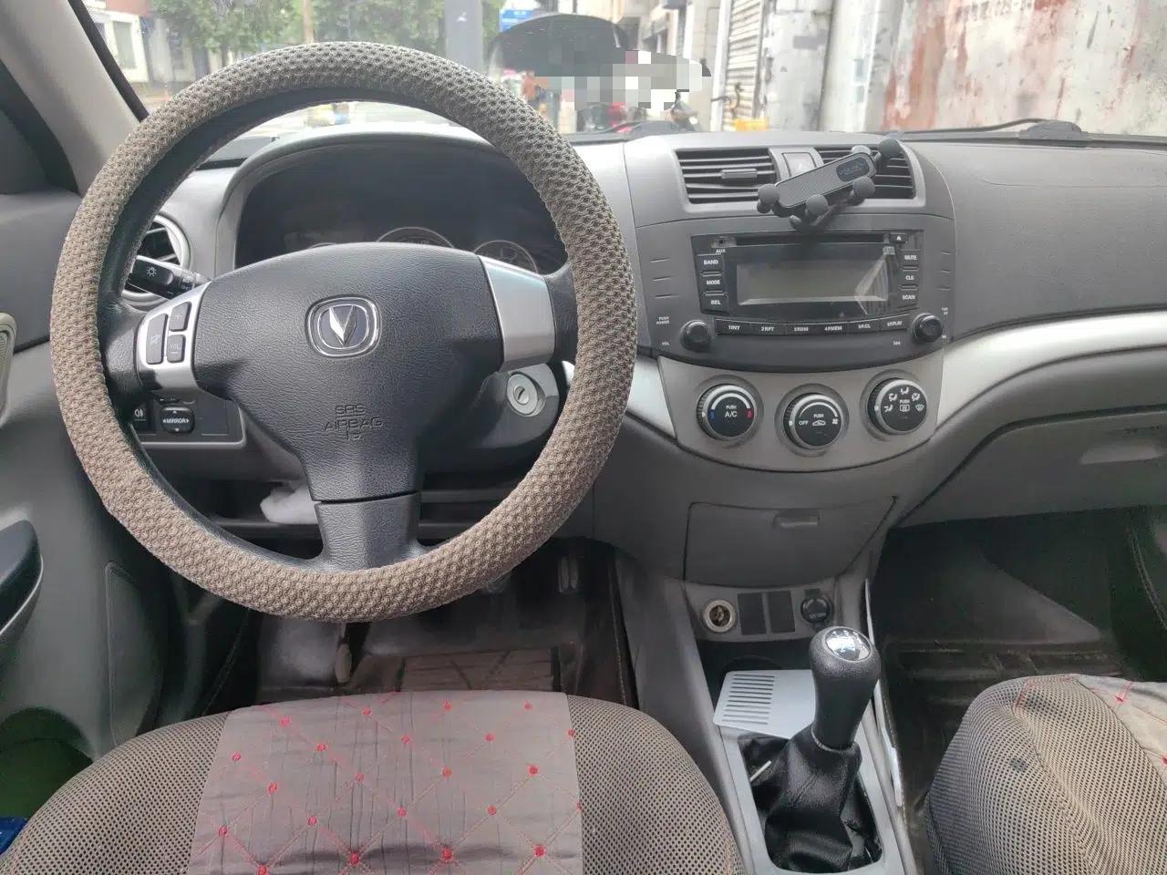 CHANGAN Alsvin 2012 Sedan 1.5L Manual Luxury Model — миниатюра 10