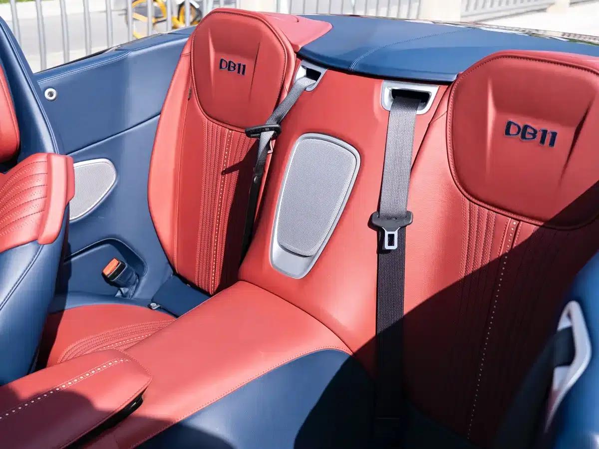 Aston Martin DB11 2019 4.0T V8 Volante — миниатюра 12