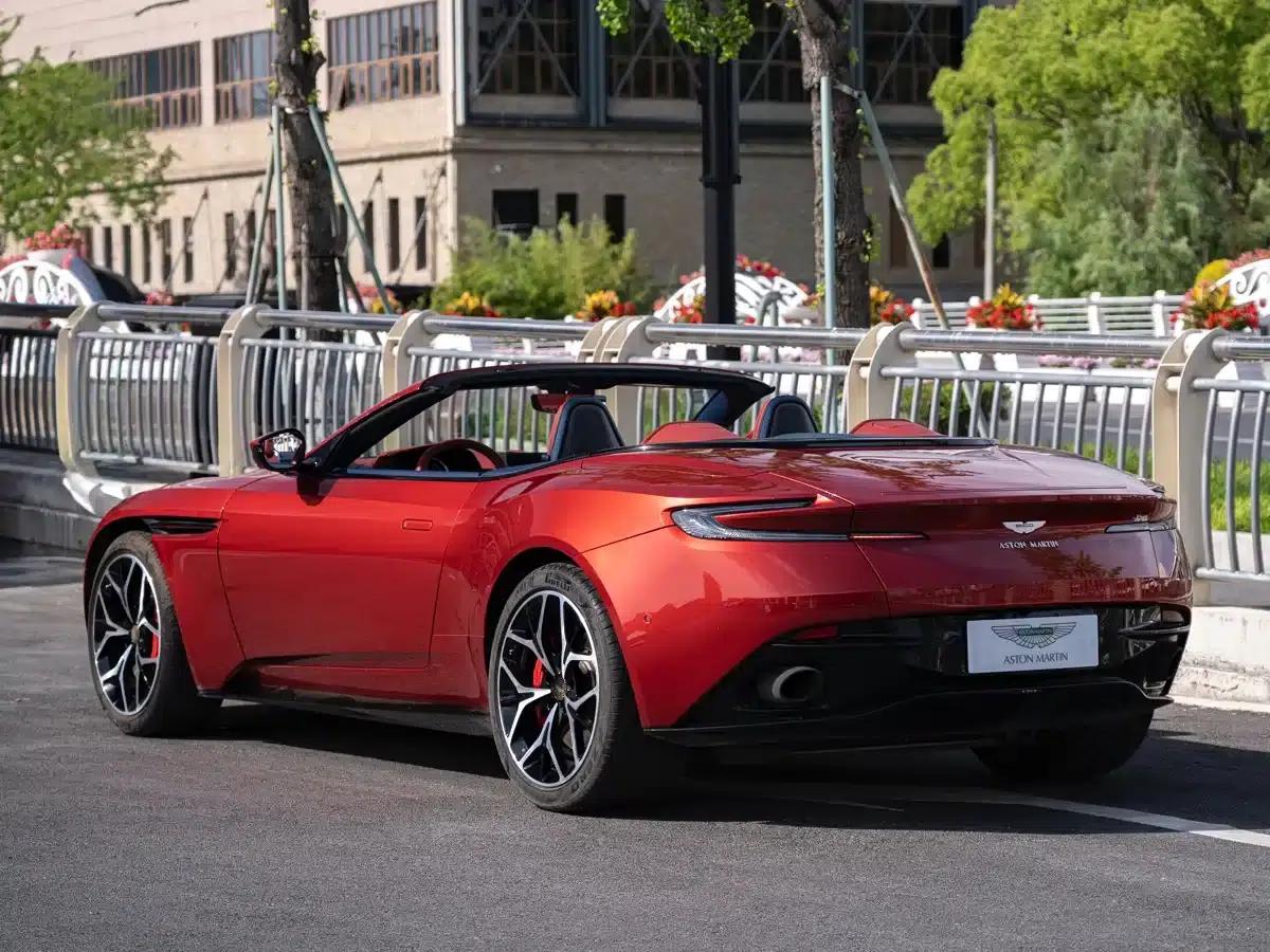 Aston Martin DB11 2019 4.0T V8 Volante — миниатюра 6