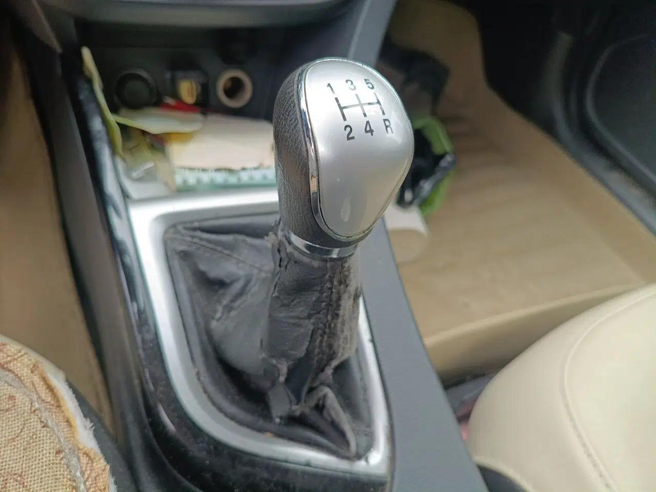 CHANGAN Alsvin V7 2015 1.6L Manual Enjoyment Model China IV Standard — миниатюра 15