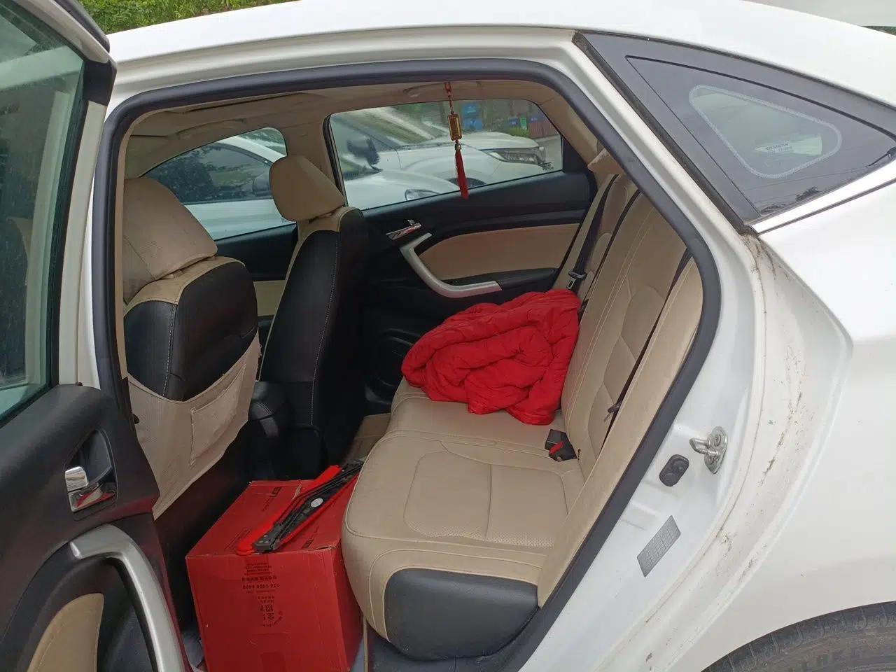 CHANGAN Alsvin V7 2015 1.6L Manual Enjoyment Model China IV Standard — миниатюра 18