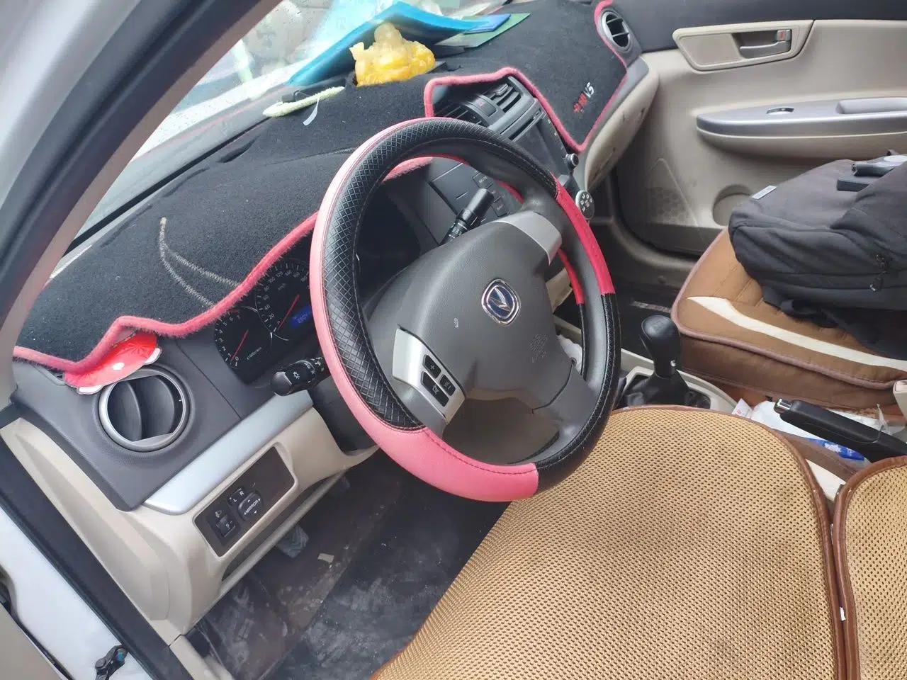 CHANGAN Alsvin V5 2012 1.5L Manual Dream Edition — миниатюра 11