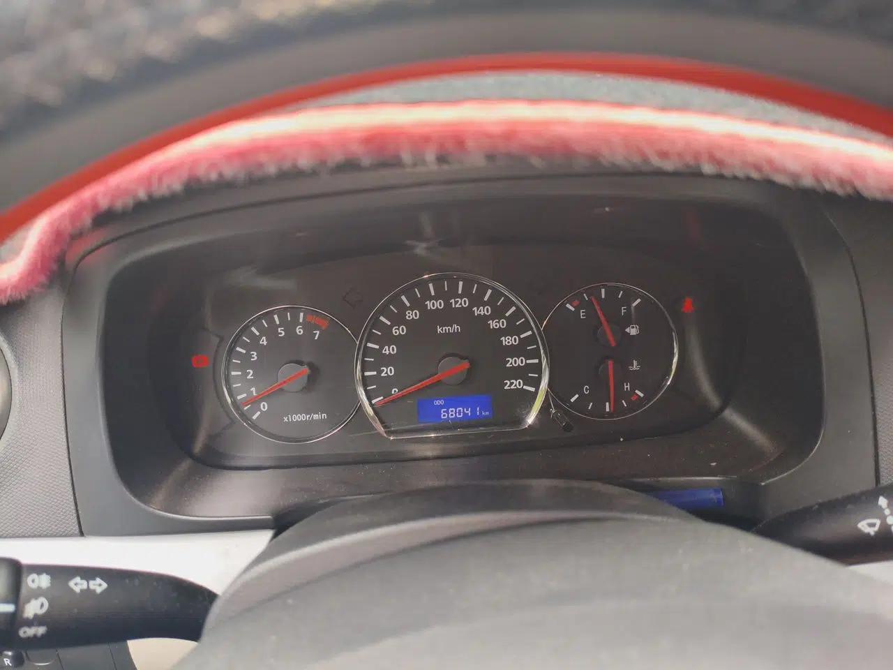 CHANGAN Alsvin V5 2012 1.5L Manual Dream Edition — миниатюра 12