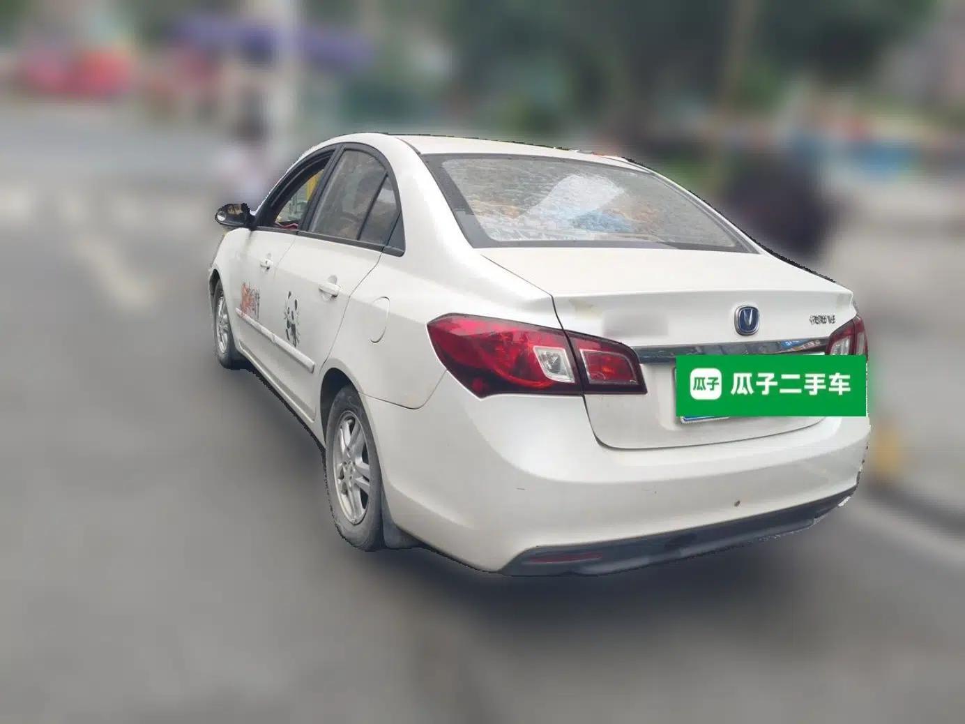 CHANGAN Alsvin V5 2012 1.5L Manual Dream Edition — миниатюра 4