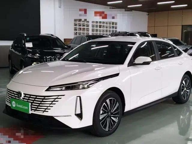 CHANGAN Eado PHEV 2025 Smart New Blue Whale 145KM High-Energy Edition