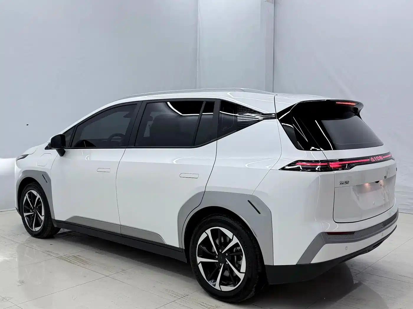 AION Y 2025 Plus 510 Smart Edition — миниатюра 15