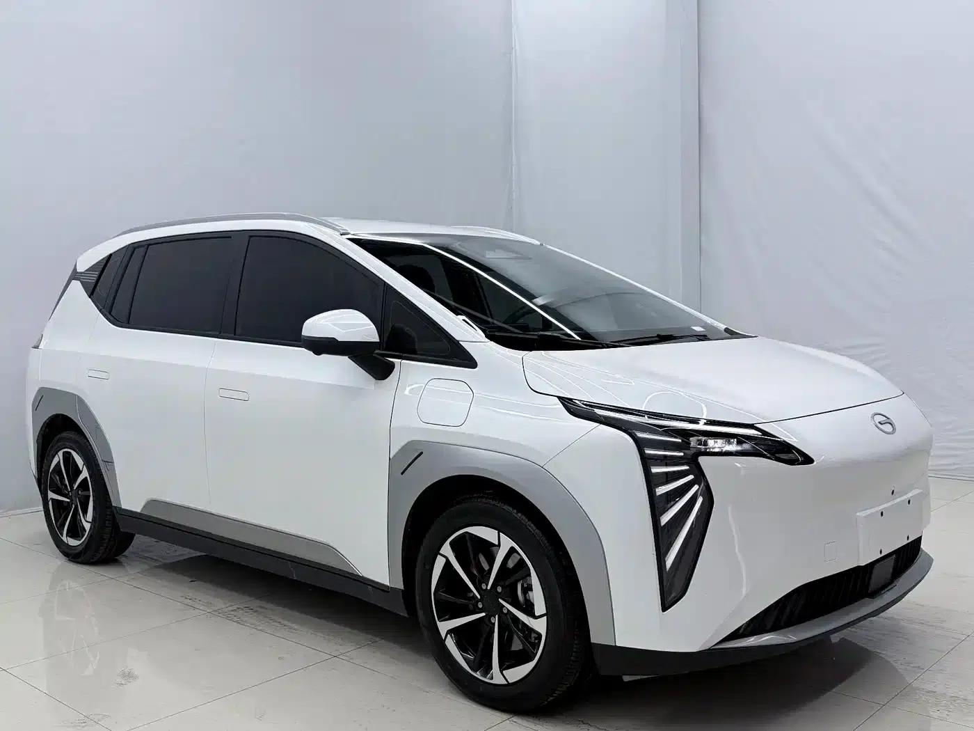 AION Y 2025 Plus 510 Smart Edition — миниатюра 3