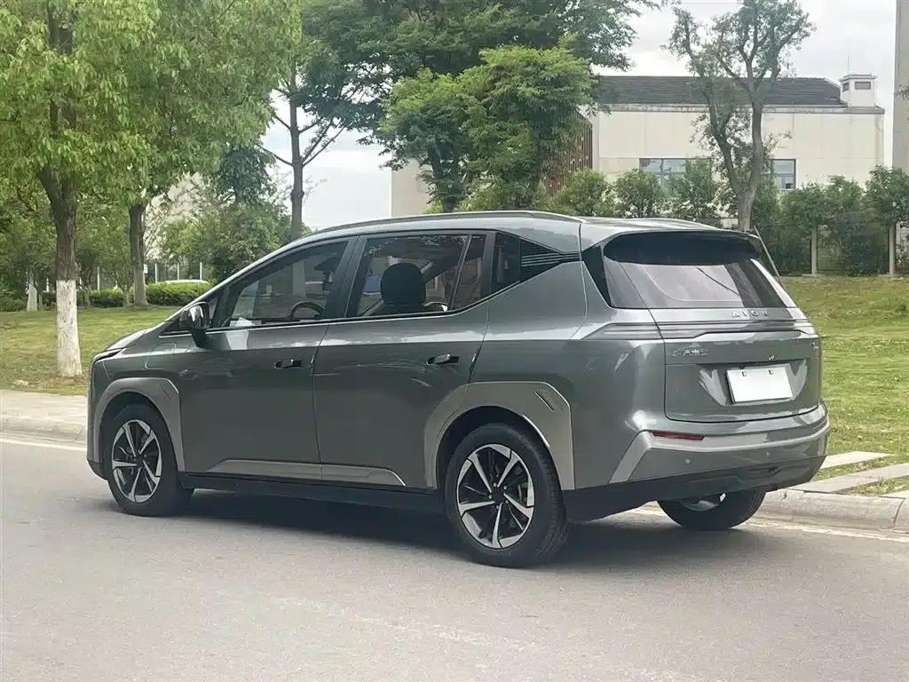 AION Y 2023 Younger Star Edition — миниатюра 5
