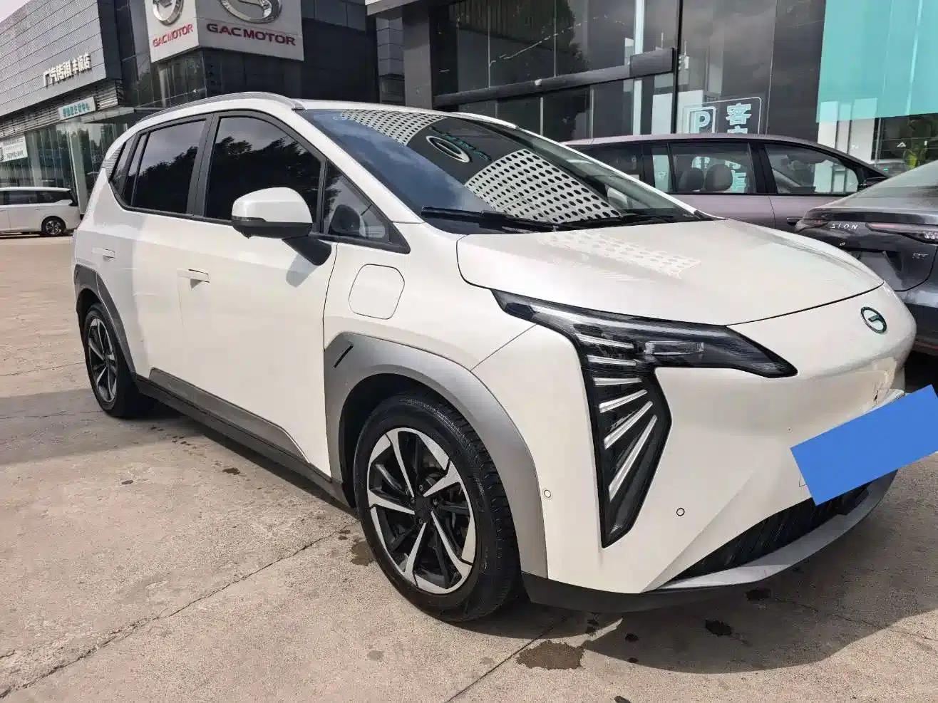 AION Y 2023 Plus 510 Smart Edition — миниатюра 2