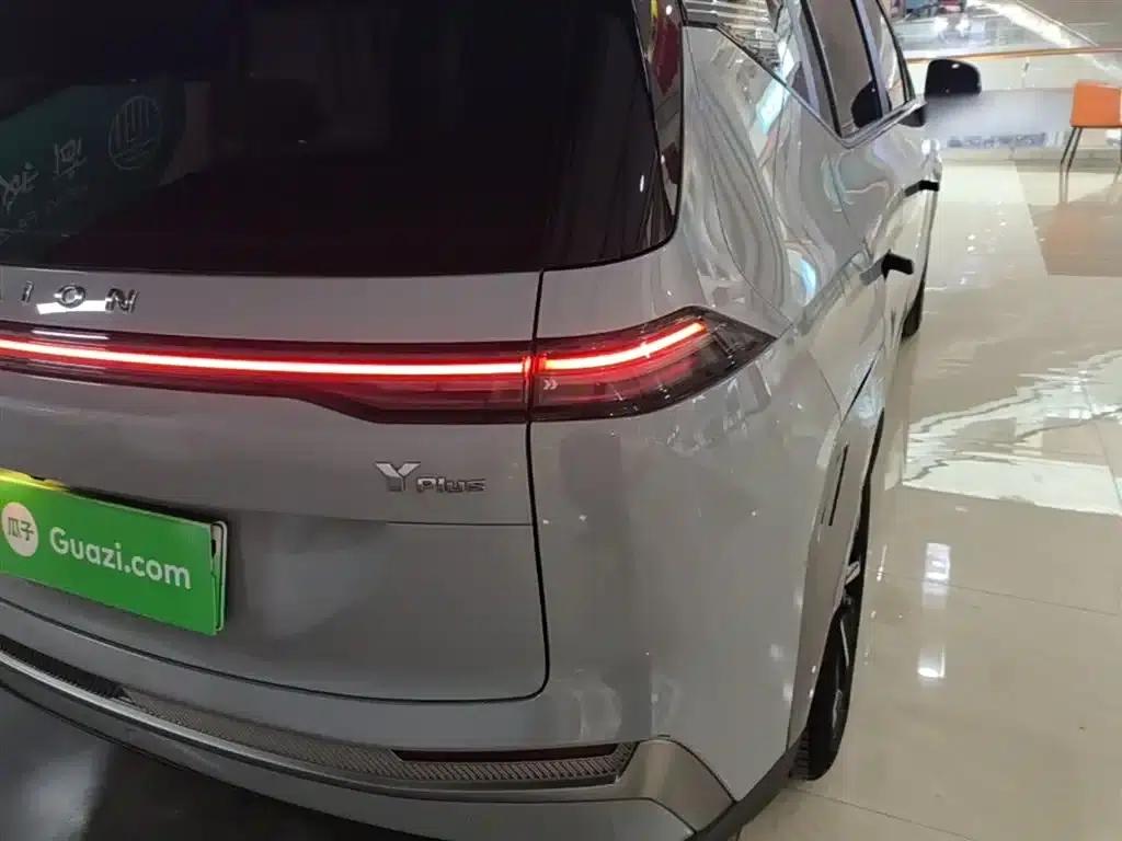 AION Y 2022 Plus 70 Smart Edition — миниатюра 8