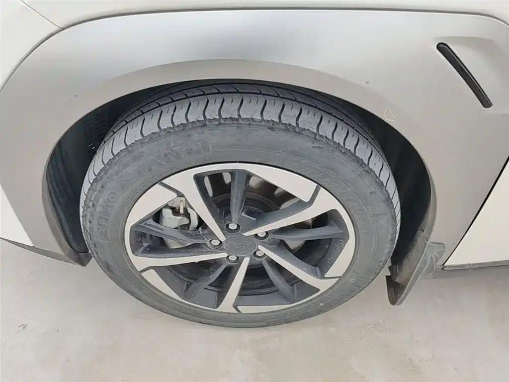 AION Y 2023 Plus 510 Smart Edition — миниатюра 23