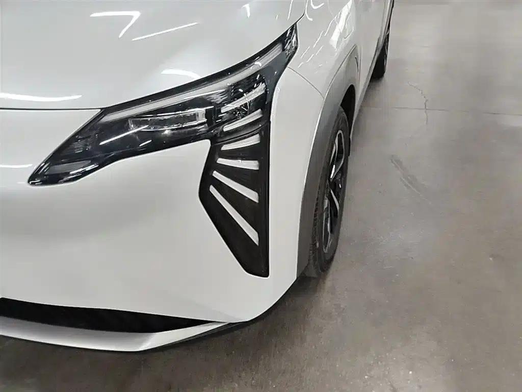 AION Y 2022 Plus 70 Smart Edition — миниатюра 24