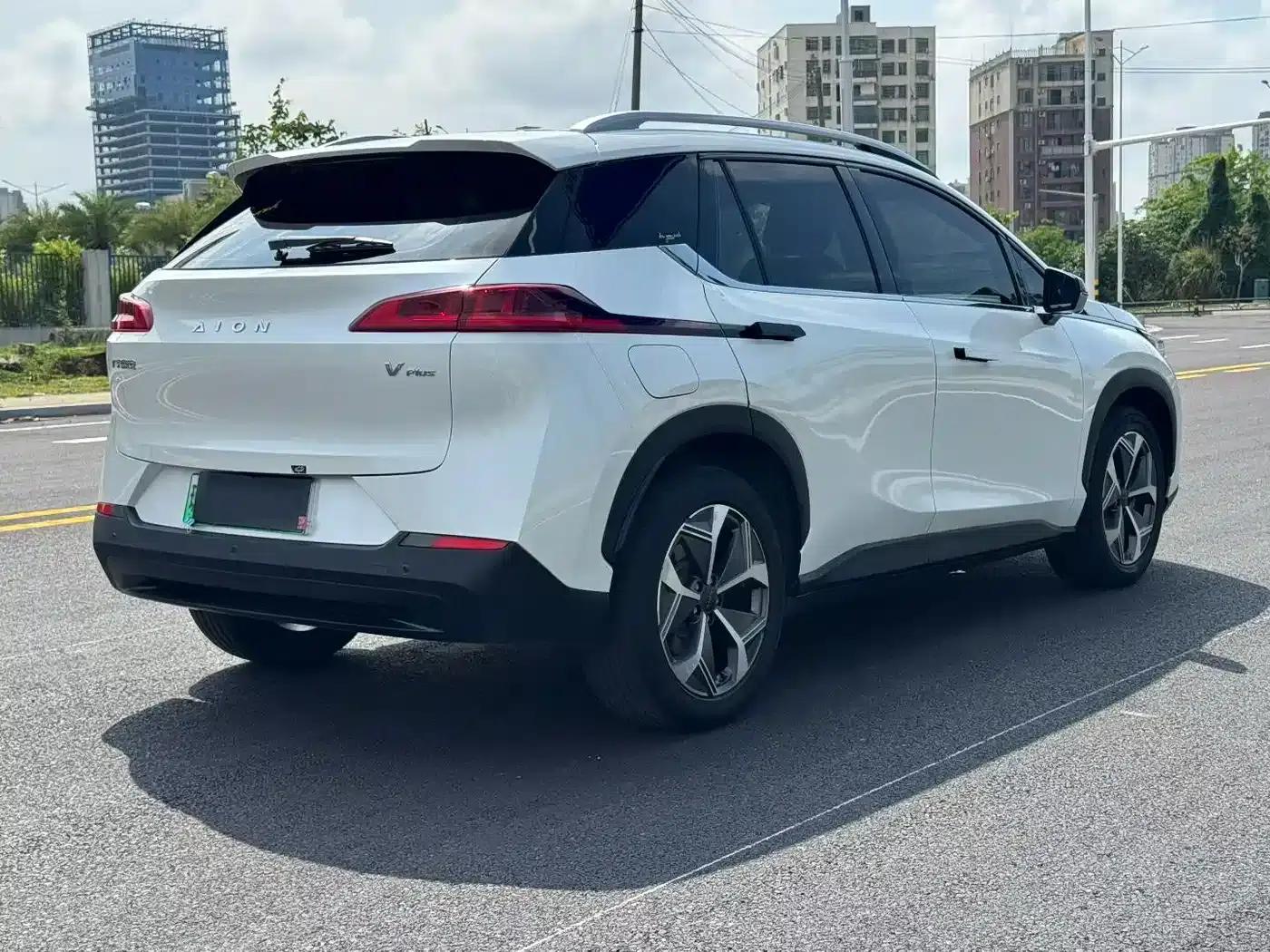 AION V 2022 Plus 70 Smart Technology Edition Ternary Lithium Lithium — миниатюра 4