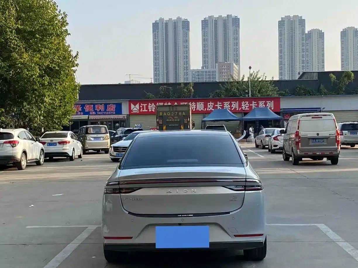 AION S Plus 2022 Model 70 Smart Edition — миниатюра 8