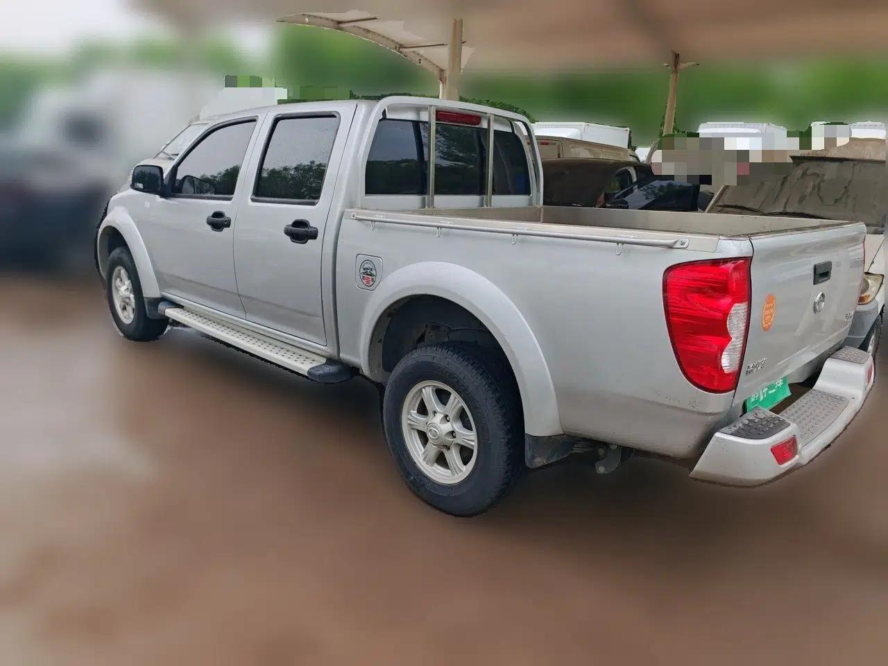 Great Wall Wingle 5 2017 2.0T European Version Diesel Two-Wheel Drive Advanced Large Double-Cab GW4D20E — миниатюра 4