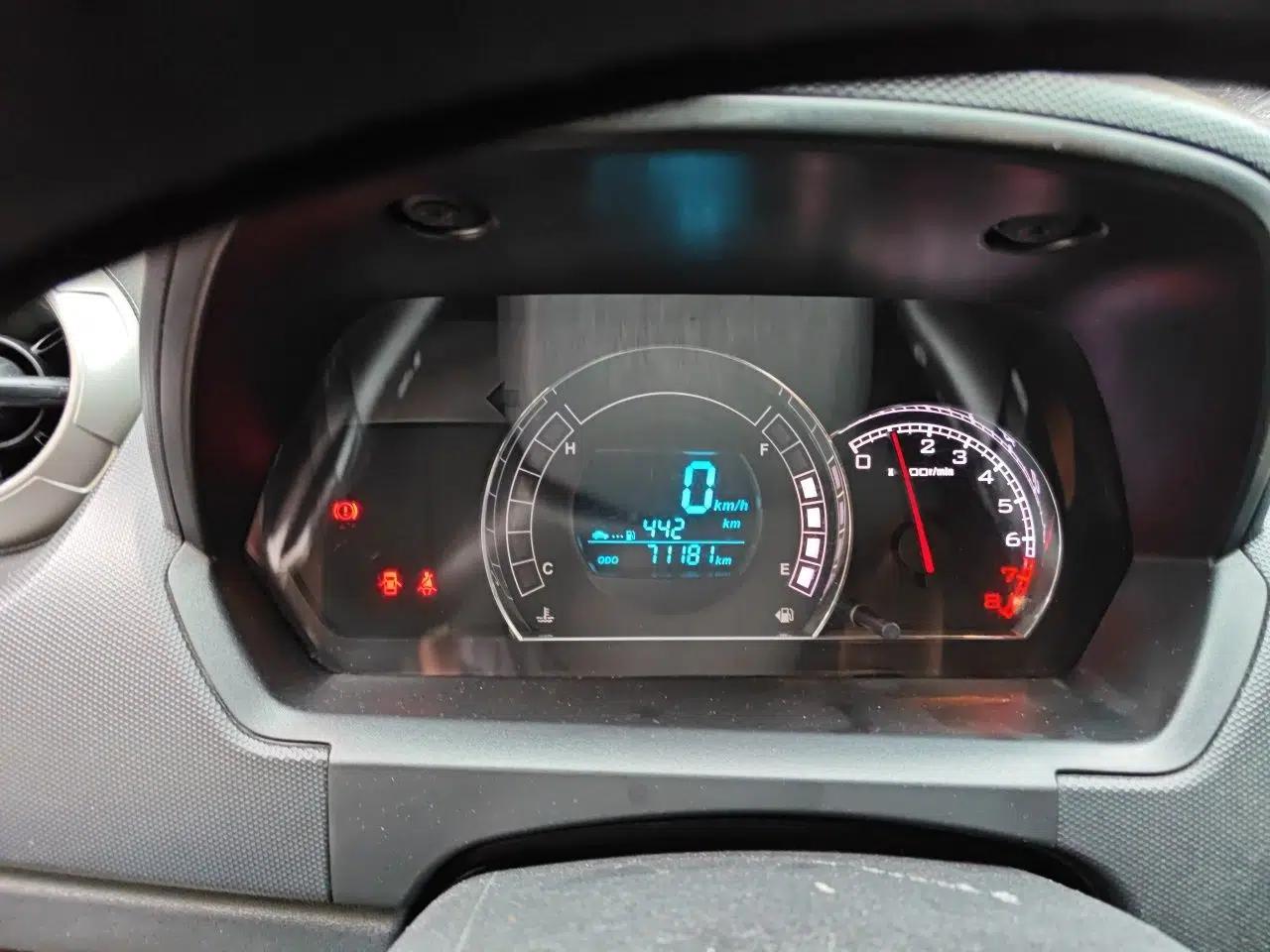 Great Wall M4 2012 1.5L Manual Comfort Version — миниатюра 12