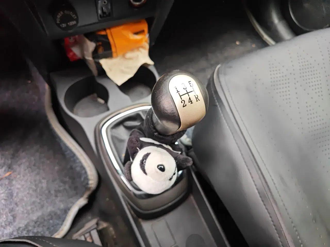 Great Wall M4 2012 1.5L Manual Comfort Version — миниатюра 15