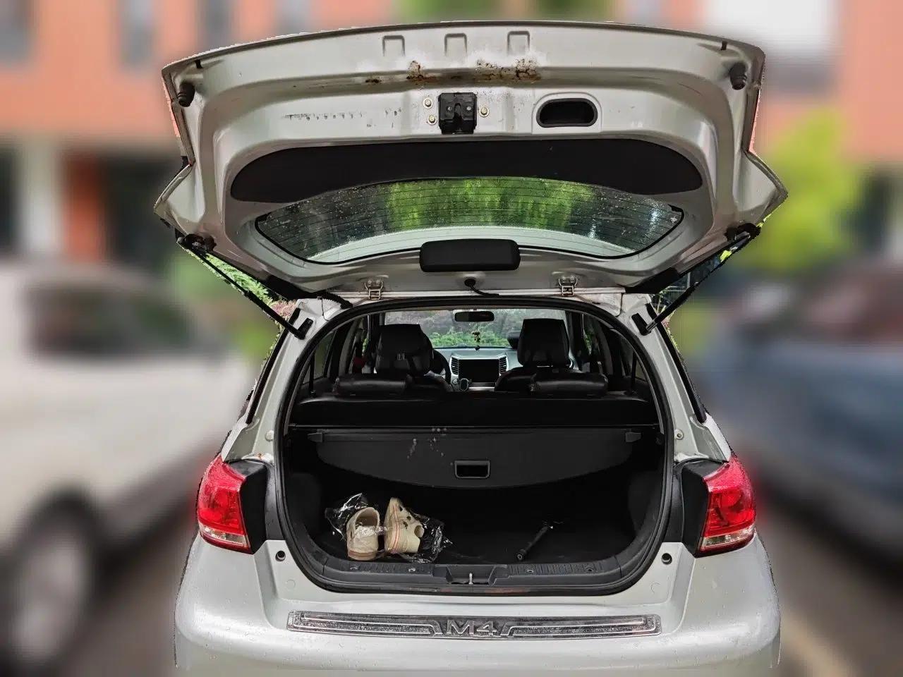 Great Wall M4 2012 1.5L Manual Comfort Version — миниатюра 20