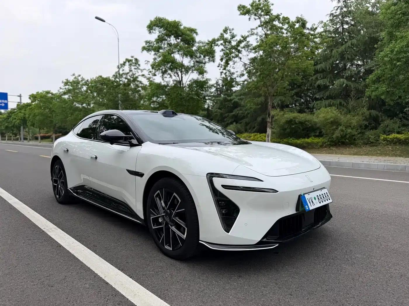 Avita 06 2025 Ultra All-Electric Edition — миниатюра 3