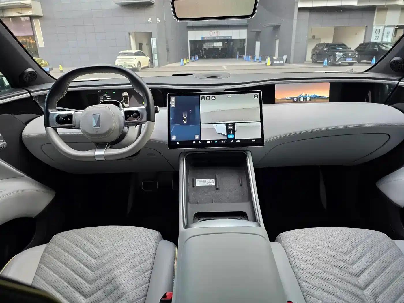Avita 11 2022 Long Range Dual Motor Luxury Edition 5-Seater — миниатюра 5