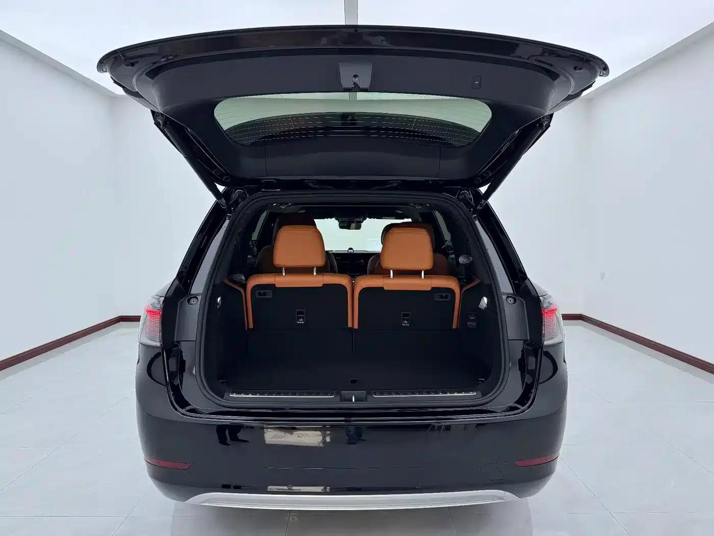 Wenjie M9 2024 Range Extended Max Edition 42kWh 6-Seater — миниатюра 21