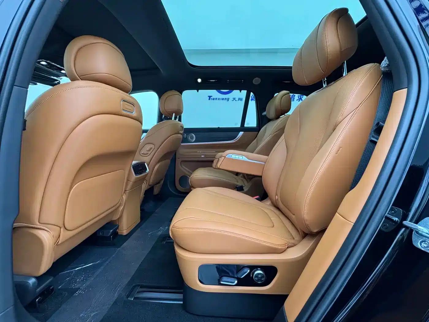 Wenjie M9 2024 Range Extended Max Edition 42kWh 6-Seater — миниатюра 9
