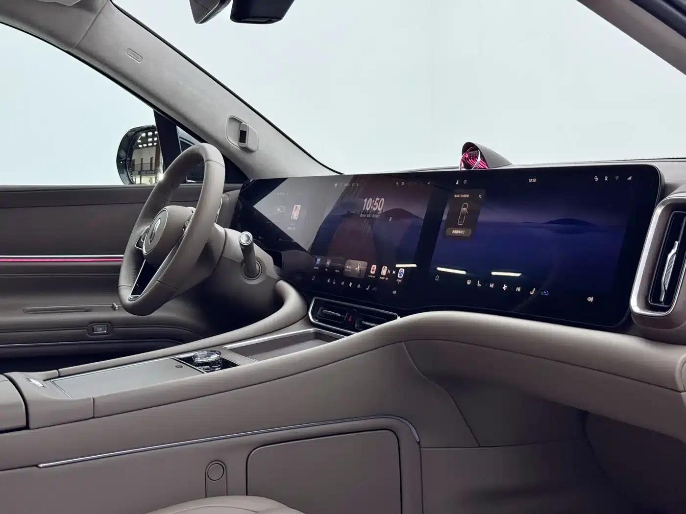 Wenjie M9 2025 Ultra Extended Range Edition 52kWh 6-Seat Version (192-line LiDAR) — миниатюра 20