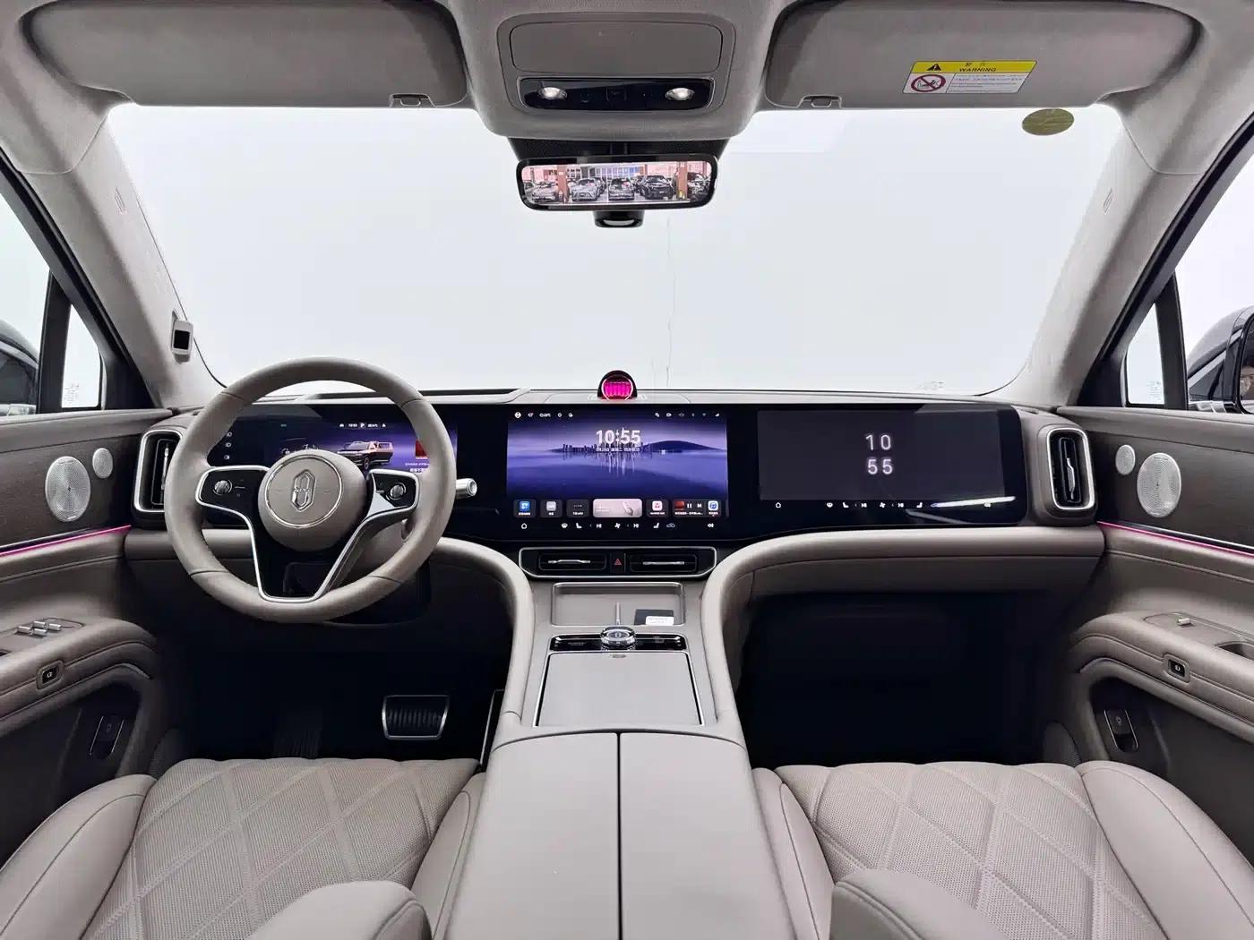 Wenjie M9 2025 Ultra Extended Range Edition 52kWh 6-Seat Version (192-line LiDAR) — миниатюра 23