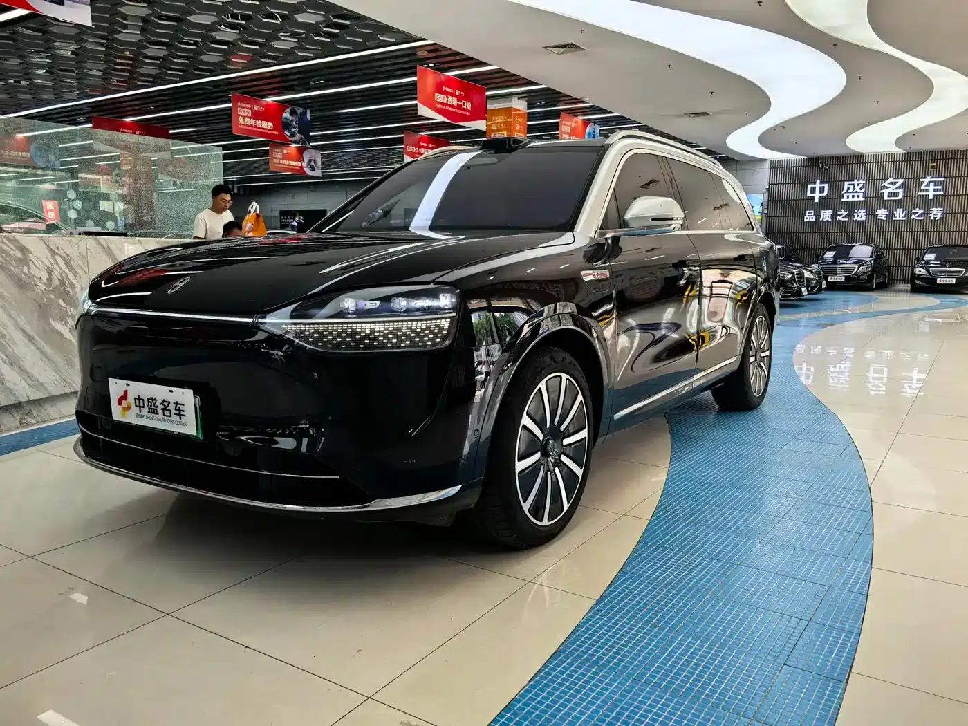 Wenjie M9 2024 Range Extended Max Edition 52kWh 6-Seater — миниатюра 1