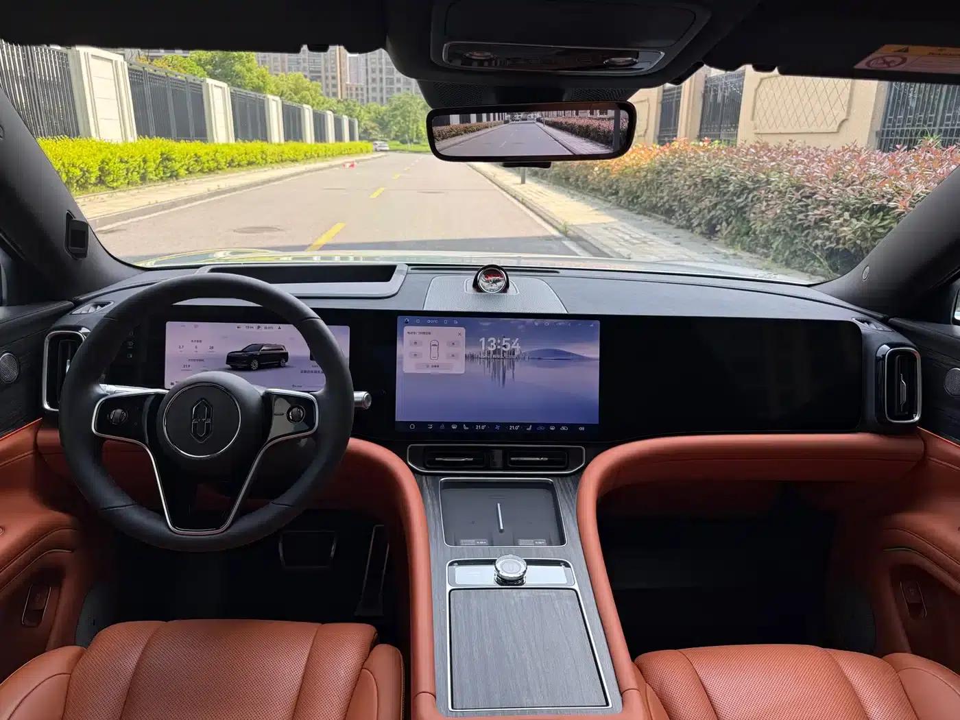 Wenjie M9 2025 Ultra Extended Range Edition 52kWh 6-Seat Version (192-line LiDAR) — миниатюра 11
