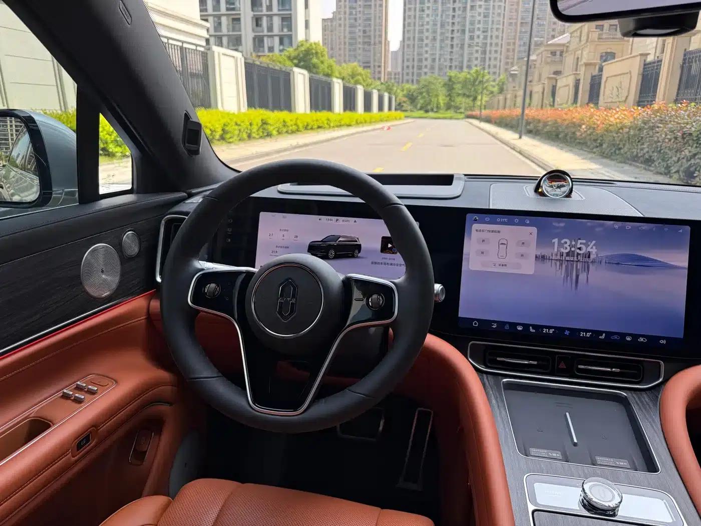 Wenjie M9 2025 Ultra Extended Range Edition 52kWh 6-Seat Version (192-line LiDAR) — миниатюра 12