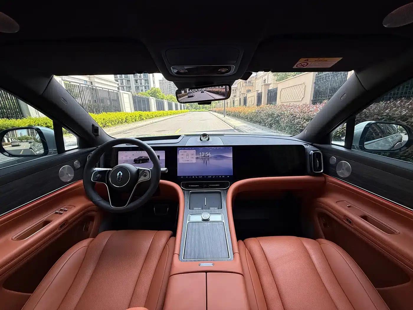 Wenjie M9 2025 Ultra Extended Range Edition 52kWh 6-Seat Version (192-line LiDAR) — миниатюра 13